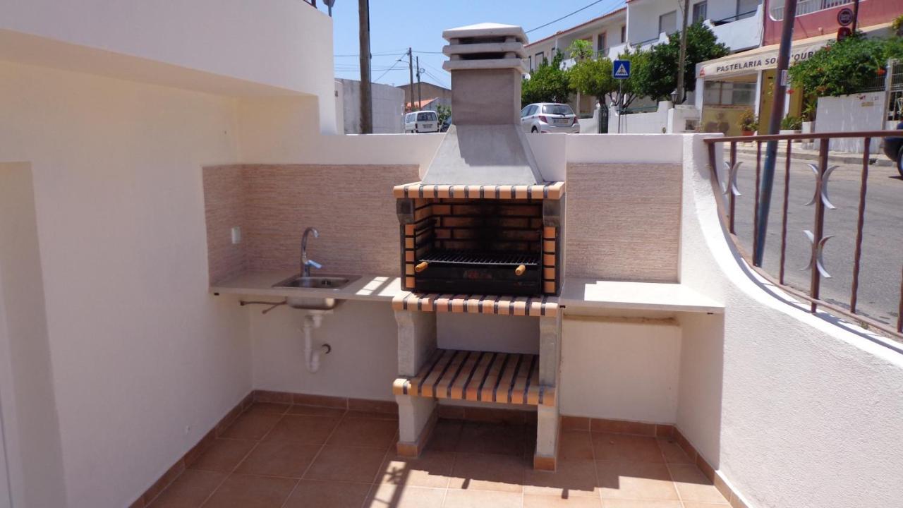 Nunes Apartments Mexilhoeira da Carregacao المظهر الخارجي الصورة