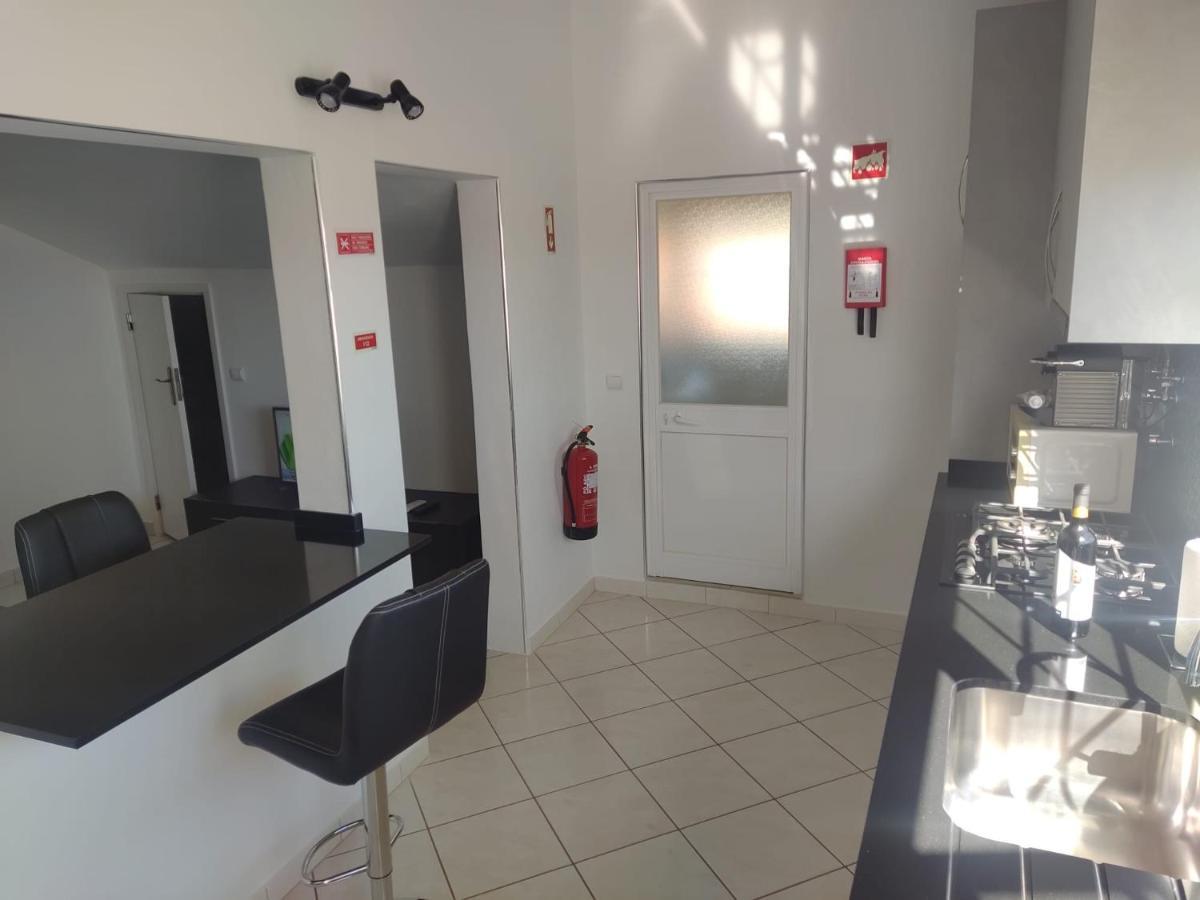Nunes Apartments Mexilhoeira da Carregacao المظهر الخارجي الصورة